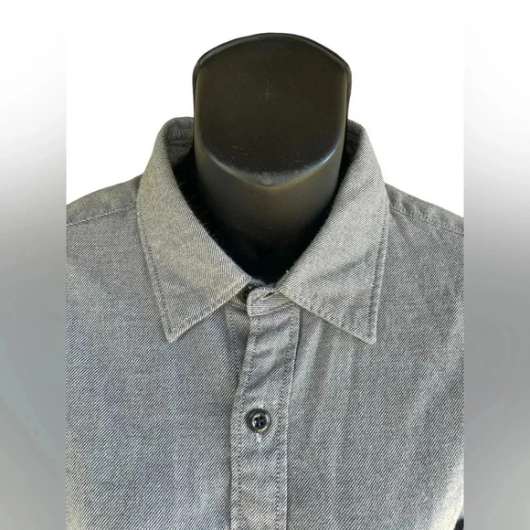 J.Crew men’s button down shirt color gray size M front chest pockets preloved - Picture 4 of 7